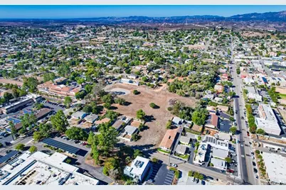 502 E Elder Street, Fallbrook, CA 92028 - Photo 51