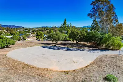 502 E Elder Street, Fallbrook, CA 92028 - Photo 39