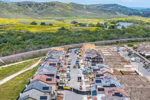 701 Kingbird Loop, Oceanside, CA 92058 - Photo 3