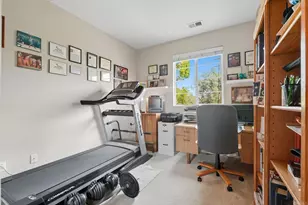 6901 Tourmaline Pl, Carlsbad, CA 92009 - Photo 37