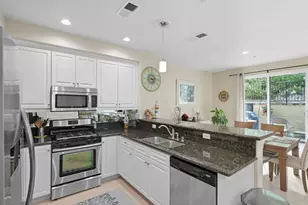 6901 Tourmaline Pl, Carlsbad, CA 92009 - Photo 21