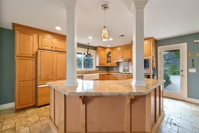 2719 Via Del Robles, Fallbrook, CA 92028 - Photo 7