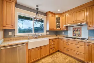 2719 Via Del Robles, Fallbrook, CA 92028 - Photo 9