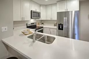 1801 Diamond St, San Diego, CA 92109 - Photo 11