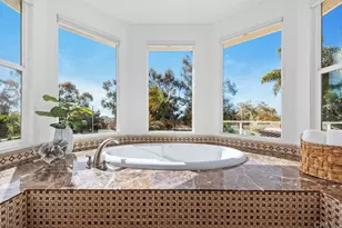 6777 Lonicera, Carlsbad, CA 92011 - Photo 31