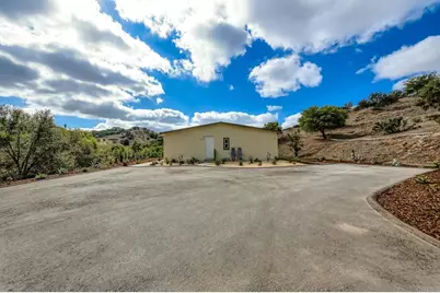 28720 N Twin Oaks Valley Road, Bonsall, CA 92003 - Photo 7