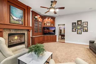 2270 Summit Dr, Escondido, CA 92025 - Photo 21