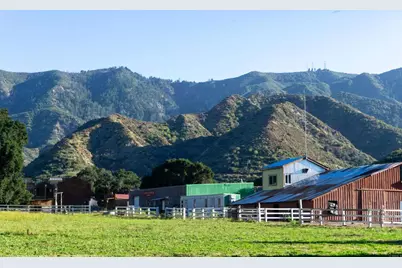 25933 Sand Canyon Road, Santa Clarita, CA 91387 - Photo 19