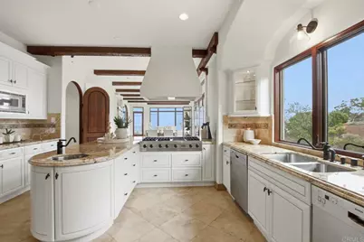 1745 Amalfi Street, La Jolla, CA 92037 - Photo 27