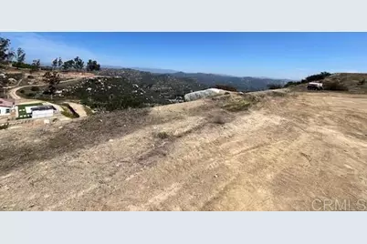 2579 Woodland Heights Glen, Escondido, CA 92026 - Photo 11