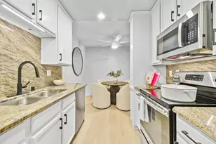 1750 S El Camino Real, Encinitas, CA 92024 - Photo 23