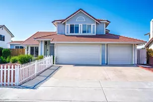 4499 Pebble Beach Dr, Oceanside, CA 92057 - Photo 11