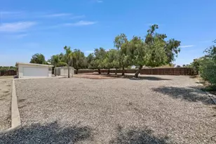 25270 Tradewinds Dr, Menifee, CA 92585 - Photo 43