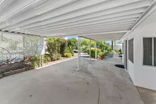 25768 Roanoke Rd, Sun City, CA 92586 - Photo 19