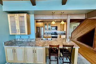 880 Crestview Rd, Vista, CA 92081 - Photo 9