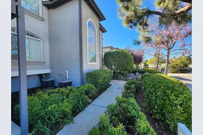 8597 Via Mallorca #F, La Jolla, CA 92037 - Photo 3