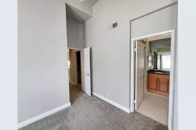 8597 Via Mallorca #F, La Jolla, CA 92037 - Photo 19