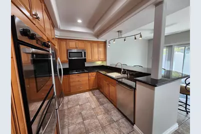 8597 Via Mallorca #F, La Jolla, CA 92037 - Photo 7