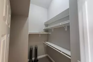 8597 Via Mallorca, La Jolla, CA 92037 - Photo 17