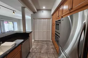 8597 Via Mallorca, La Jolla, CA 92037 - Photo 9