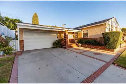 2748 Mansfield Drive, Burbank, CA 91504 - Photo 3