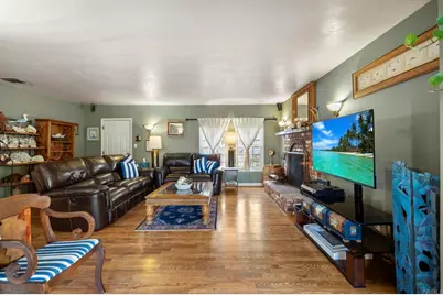 2748 Mansfield Drive, Burbank, CA 91504 - Photo 13