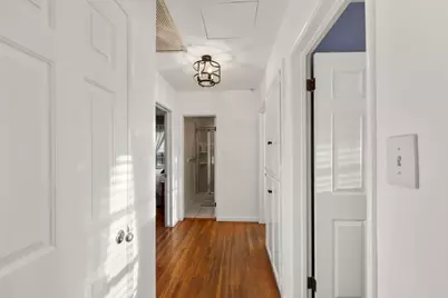 2748 Mansfield Drive, Burbank, CA 91504 - Photo 25