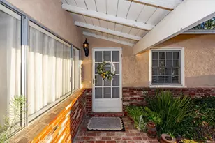 2748 Mansfield Dr, Burbank, CA 91504 - Photo 7