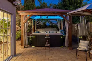 2748 Mansfield Dr, Burbank, CA 91504 - Photo 37