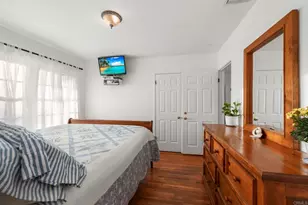 2748 Mansfield Dr, Burbank, CA 91504 - Photo 27