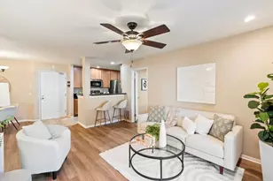 7130 Shoreline Dr, San Diego, CA 92122 - Photo 3