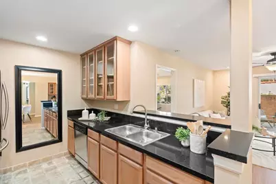 7130 Shoreline Drive #1103, San Diego, CA 92122 - Photo 5