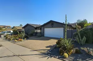 1637 Oak Hill, Escondido, CA 92027 - Photo 5