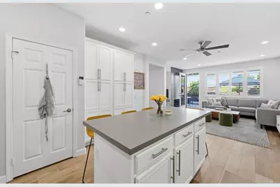 6485 Alexandri Circle, Carlsbad, CA 92011 - Photo 5