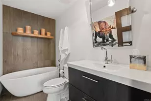 877 Island Ave, San Diego, CA 92101 - Photo 17