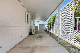 1506 Oak Dr, Vista, CA 92084 - Photo 21