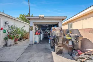 927 S Eucalyptus Ave, Inglewood, CA 90301 - Photo 25