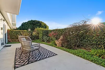 7013 Lavender Way, Carlsbad, CA 92011 - Photo 15