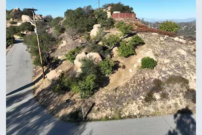  Rainbow Peaks Trail, Fallbrook, CA 92028 - Photo 5