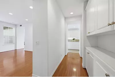 8010 Calle Pinon, Carlsbad, CA 92009 - Photo 9