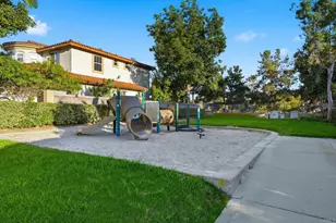 8010 Calle Pinon, Carlsbad, CA 92009 - Photo 45