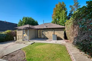 444 N Myrtle Ave, Monrovia, CA 91016 - Photo 19