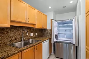 3890 Nobel Dr, San Diego, CA 92122 - Photo 11