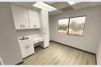645 E Elder St #C, Fallbrook, CA 92028 - Photo 5