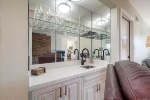 2125 Valley Rd, Oceanside, CA 92056 - Photo 23