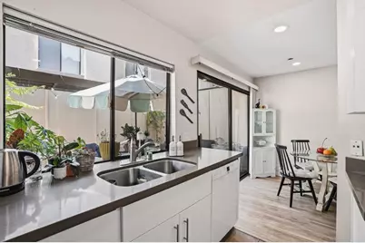 8435 Via Mallorca #92, La Jolla, CA 92037 - Photo 9