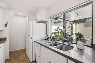 8435 Via Mallorca, La Jolla, CA 92037 - Photo 7