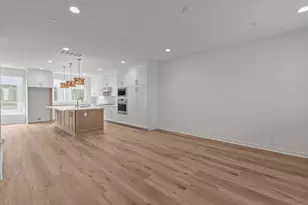 2572 Elderberry Ln, Carlsbad, CA 92008 - Photo 3