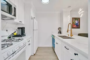 14027 Bayside, Norwalk, CA 90650 - Photo 3