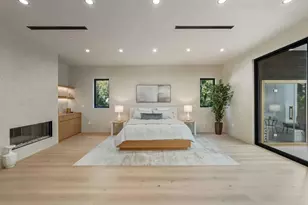 824 N Curson Ave, Los Angeles, CA 90046 - Photo 23